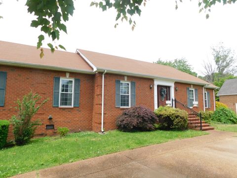 1129 Adam Dr Cottontown TN 37048