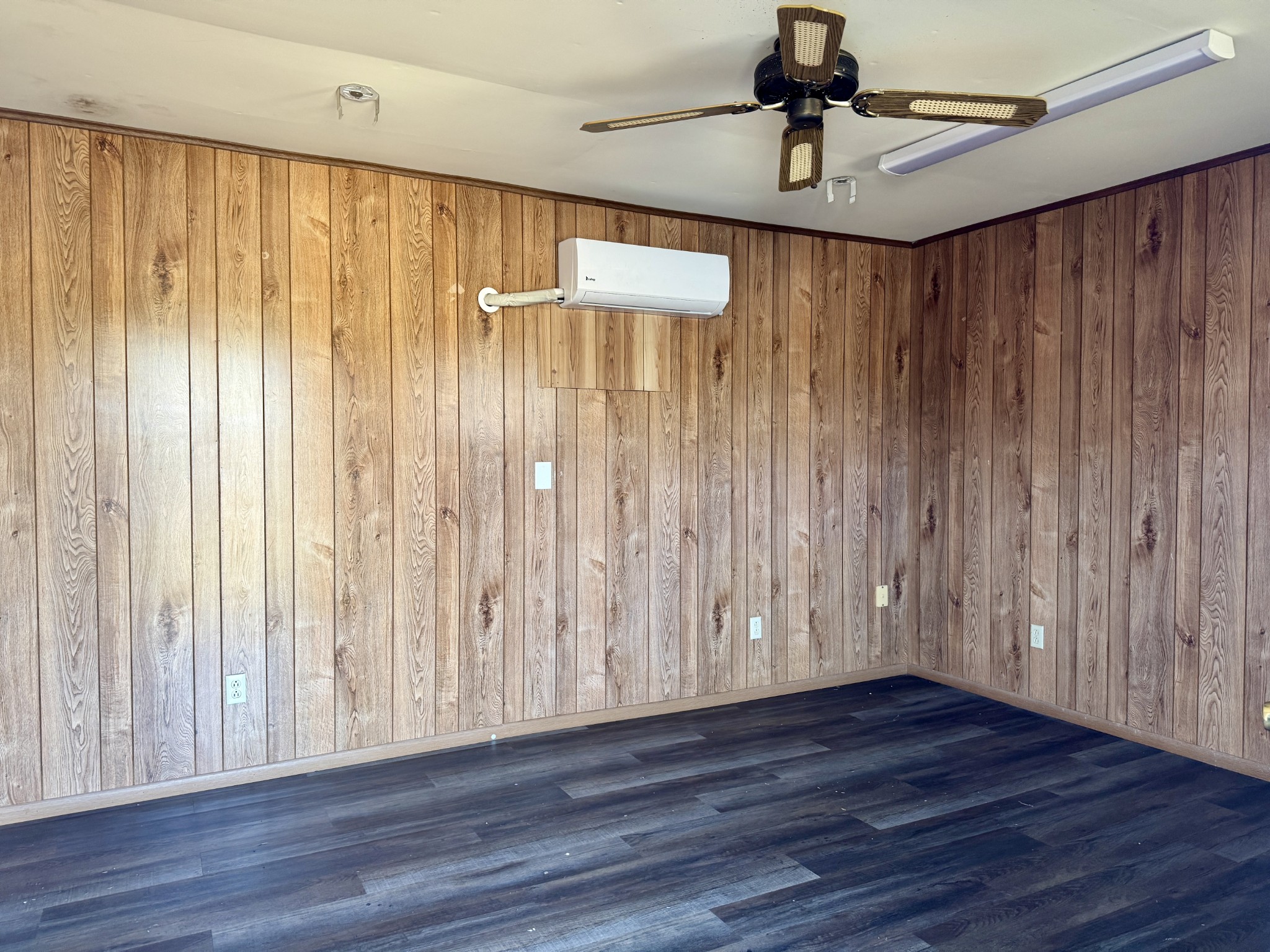 2150B Fort Campbell Blvd