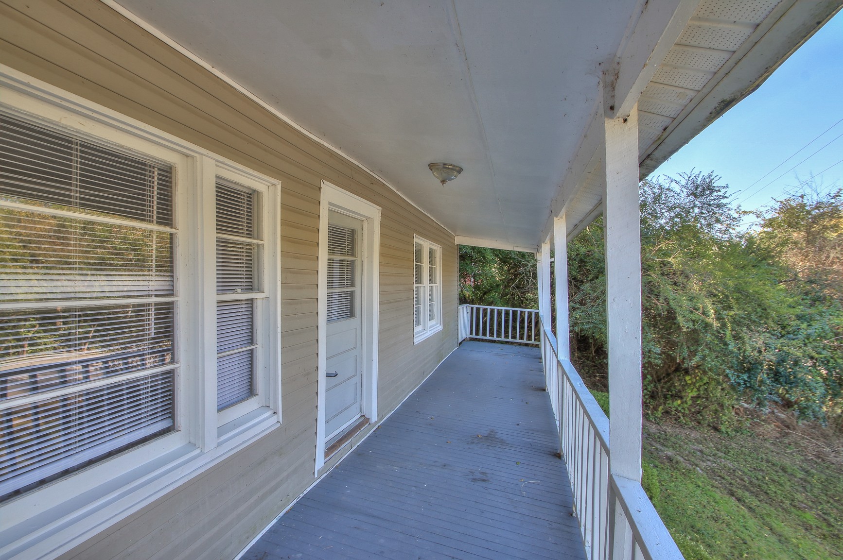 8611 Lawrenceburg Hwy