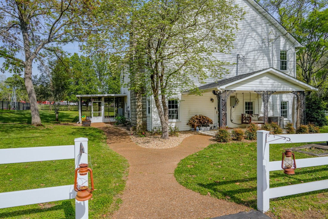 1199 Willis Branch Rd