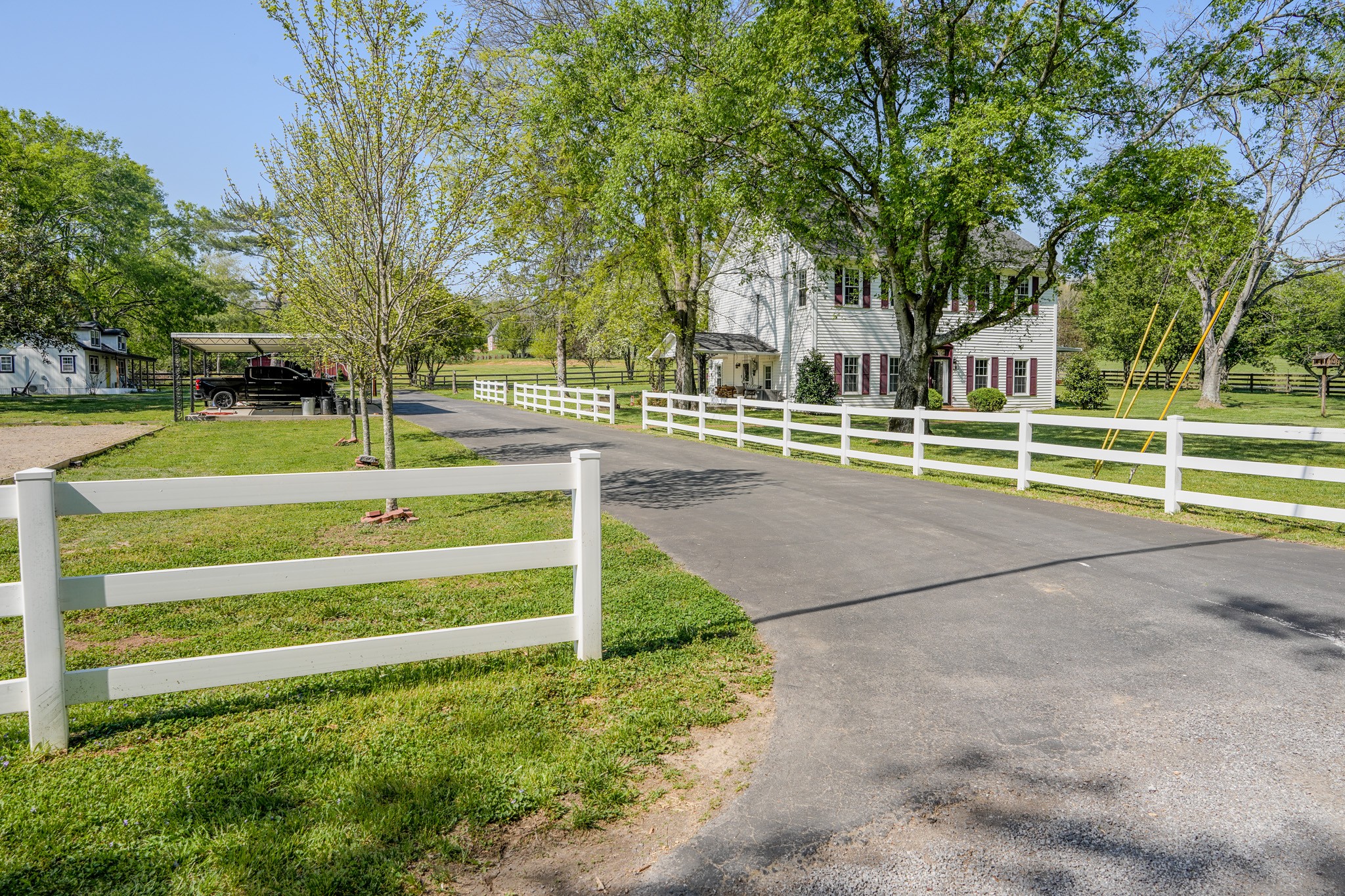 1199 Willis Branch Rd