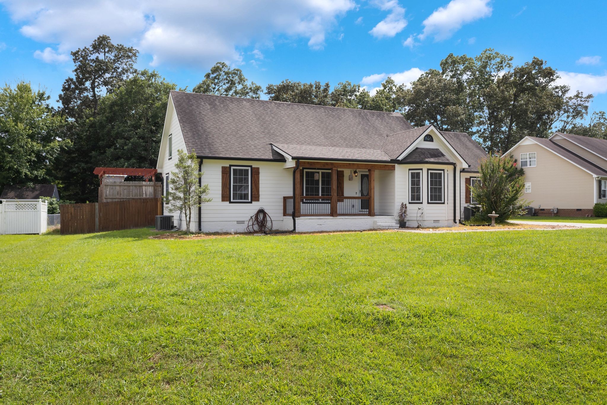 913 Indian Springs Cir