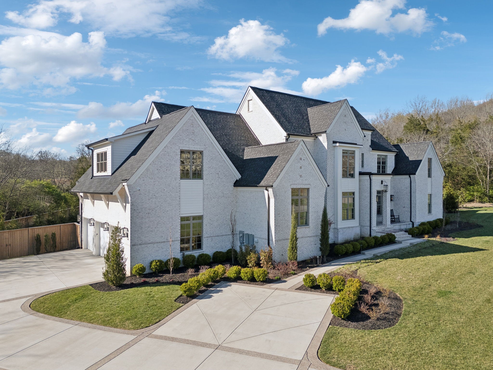 910 Sunset Ridge Dr