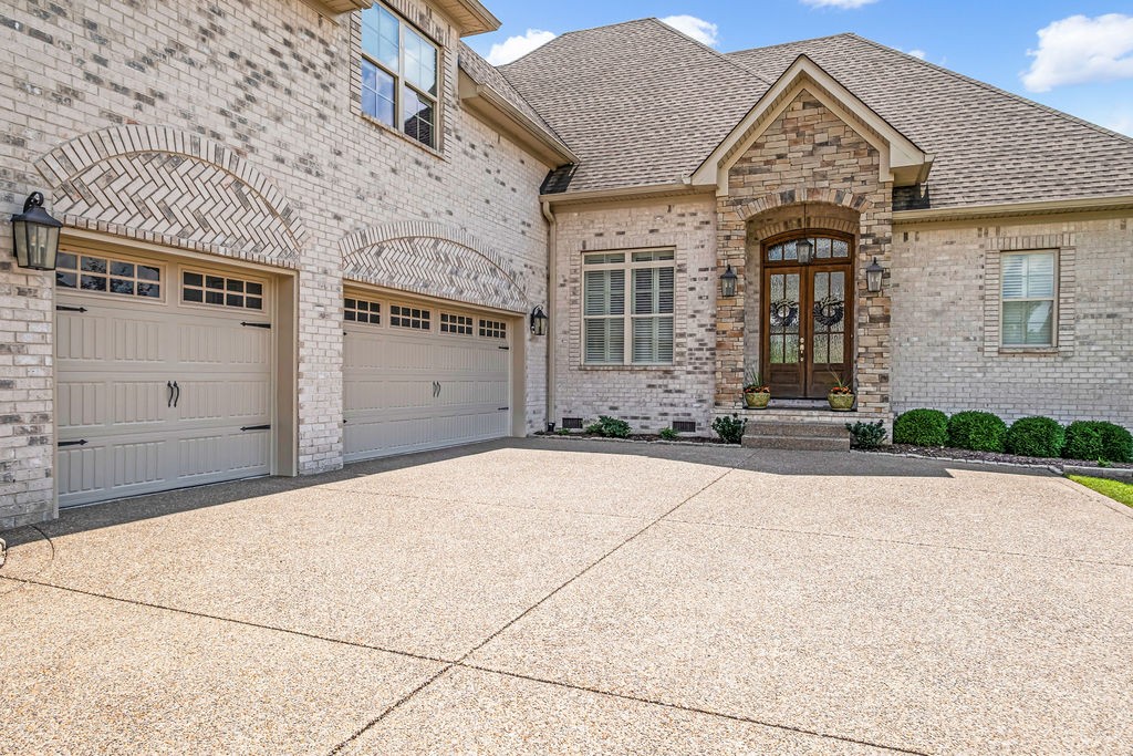 126 Thornwood Place
