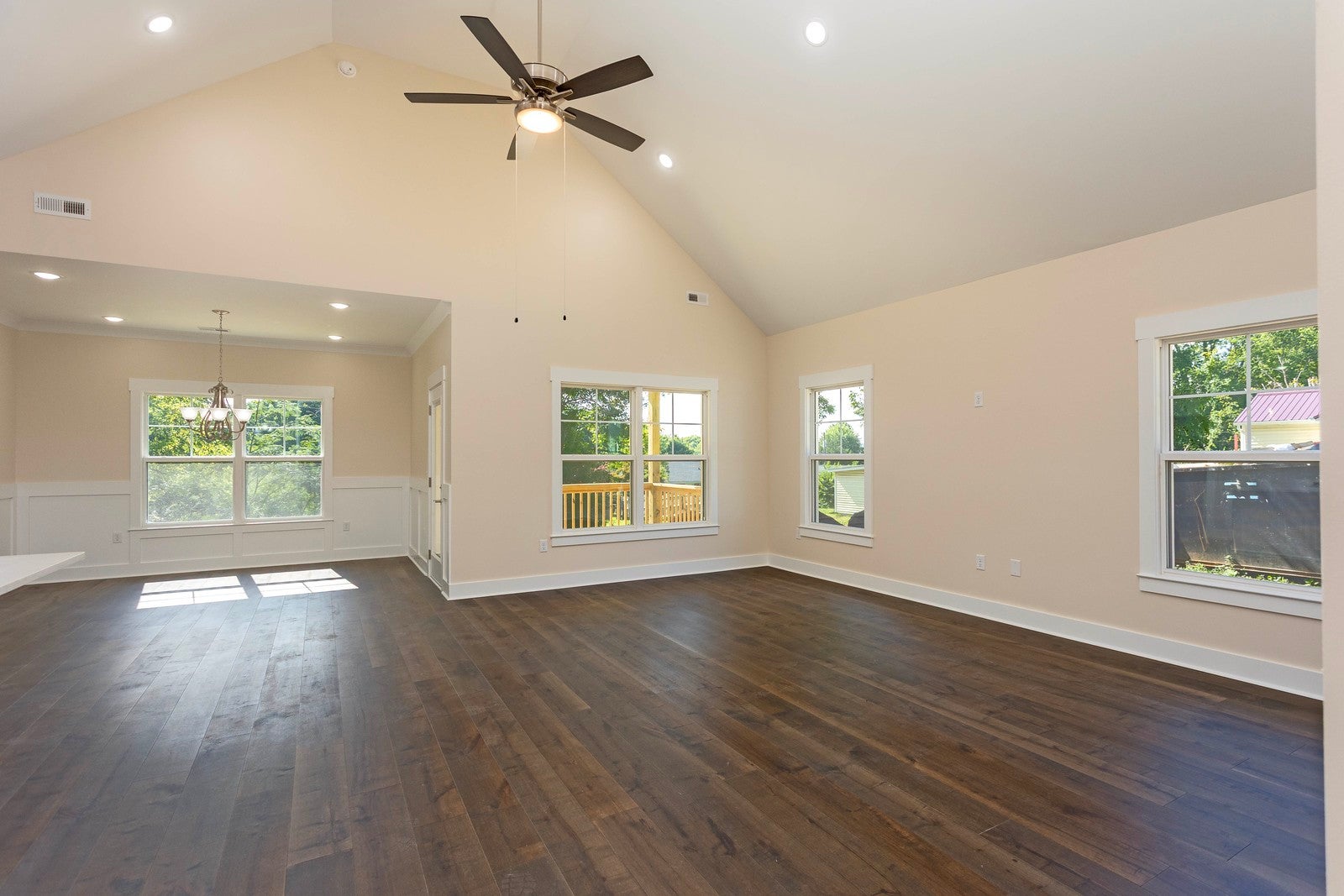 306 Emmett Ave NW