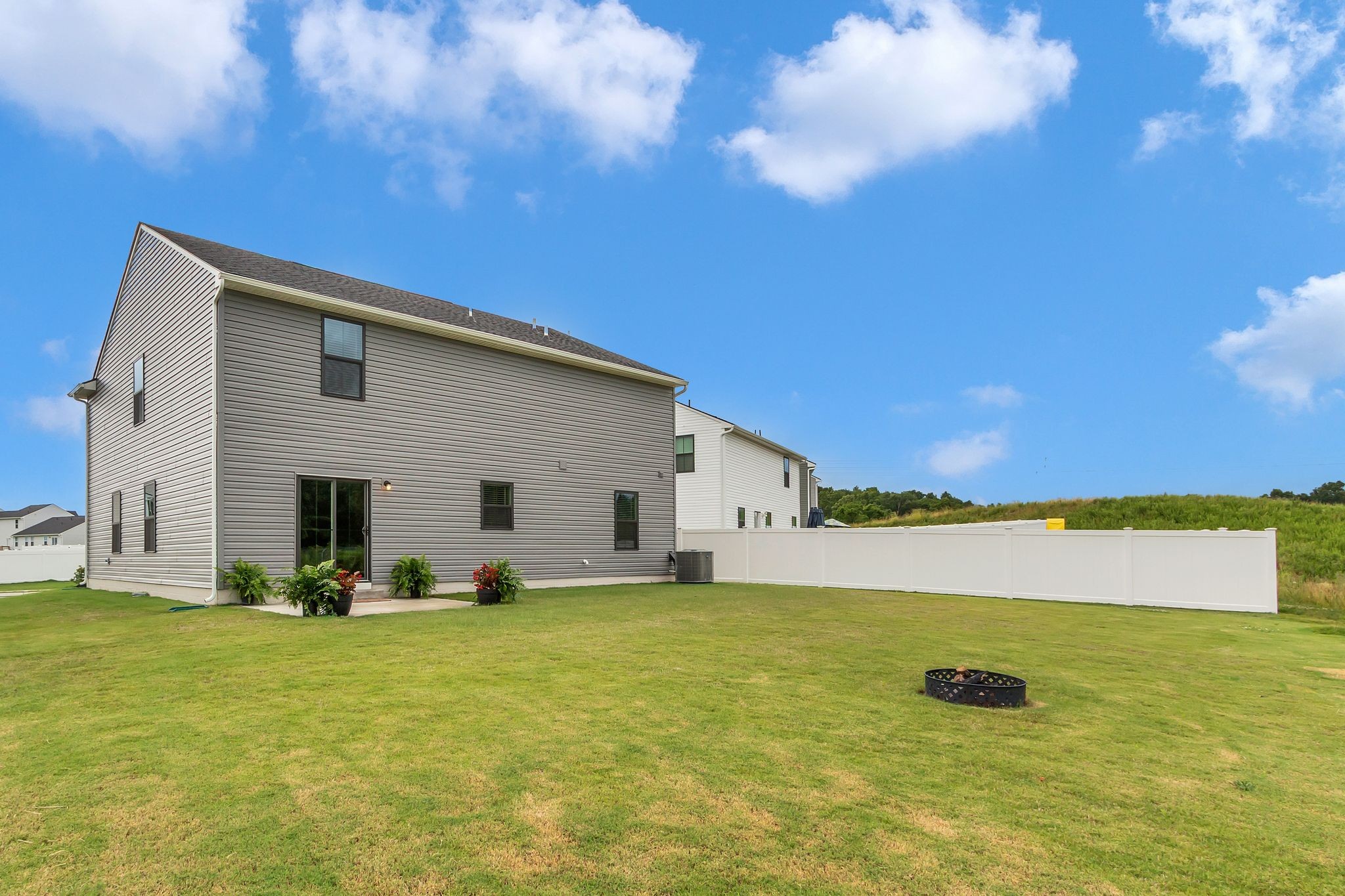 1830 Quail Run Way