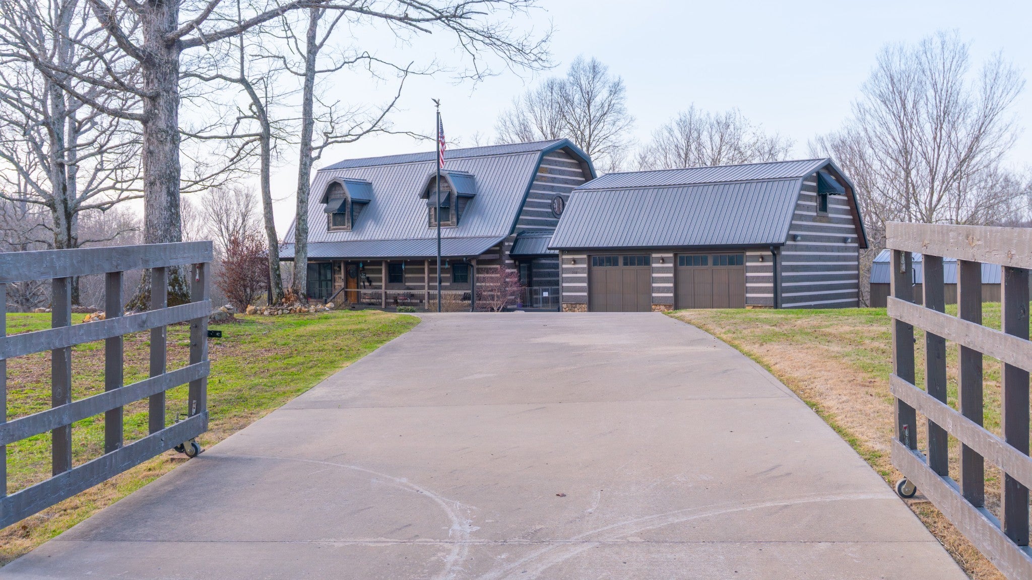 102 Highwater Rd