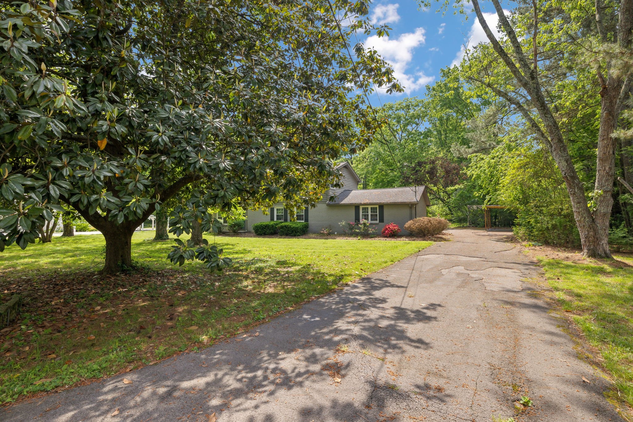 1204 Warner Ct
