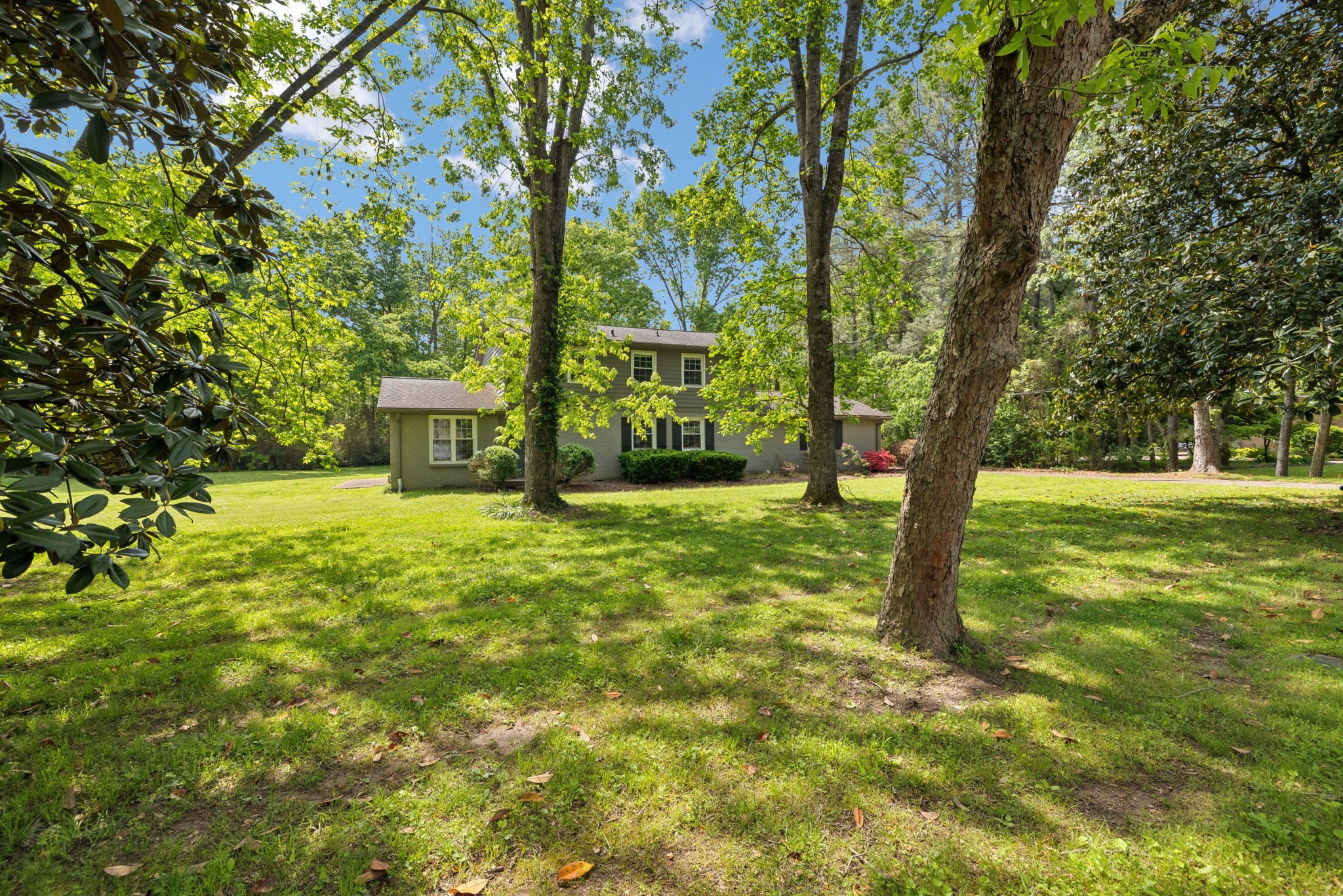 1204 Warner Ct