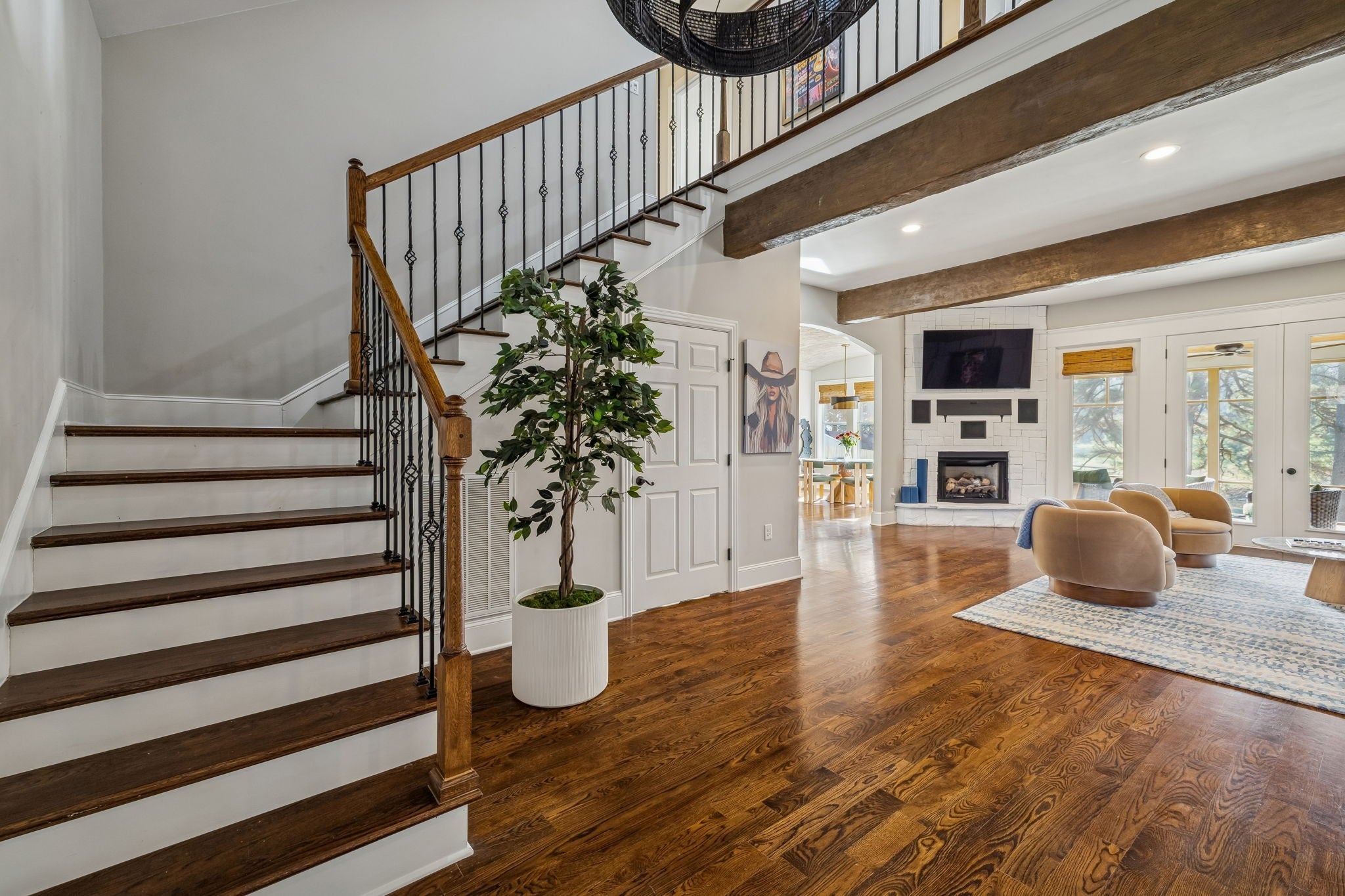 594 Lake Haven Dr