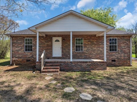 414 Summitville Rd Manchester TN 37355