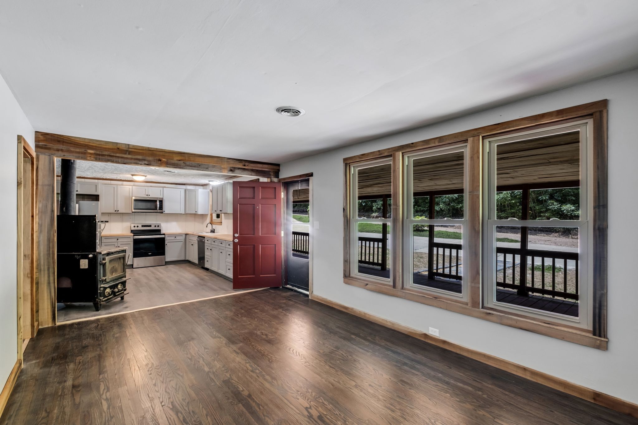 5940 Hassells Creek Ln