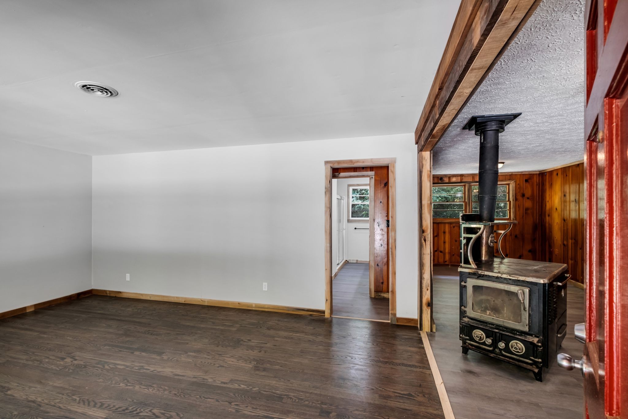 5940 Hassells Creek Ln