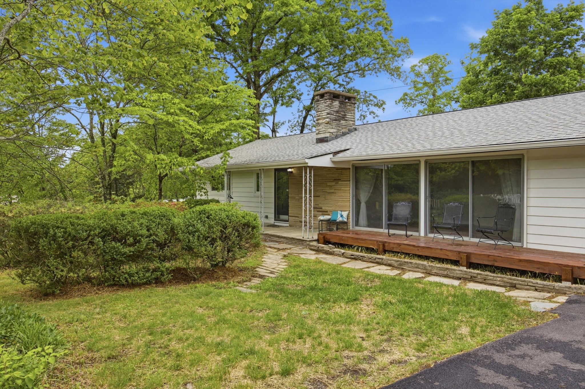 104 Pinehurst Lane