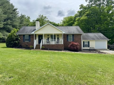 1016 Atkins Dr Cross Plains TN 37049