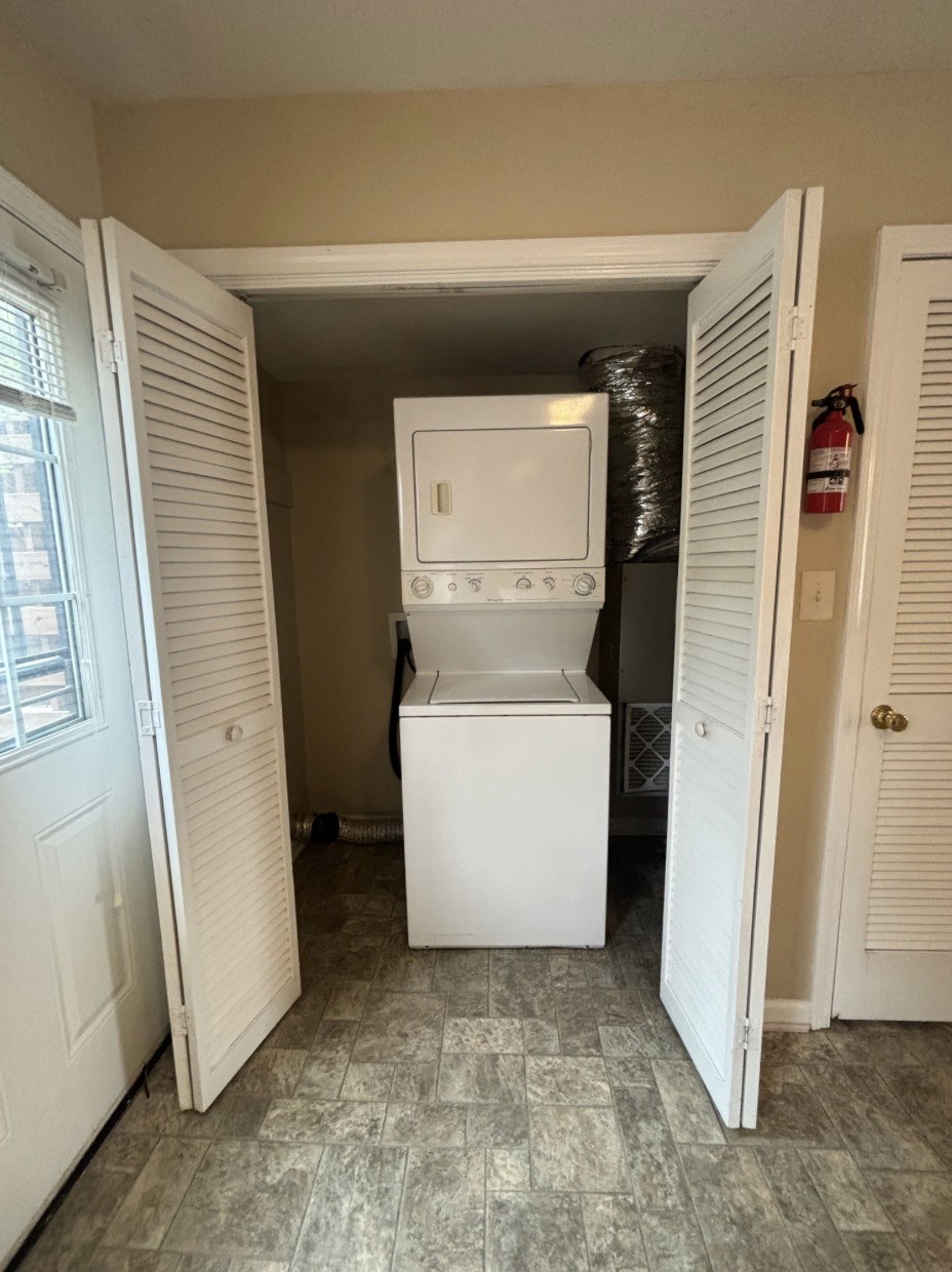 2809 Cobalt Dr