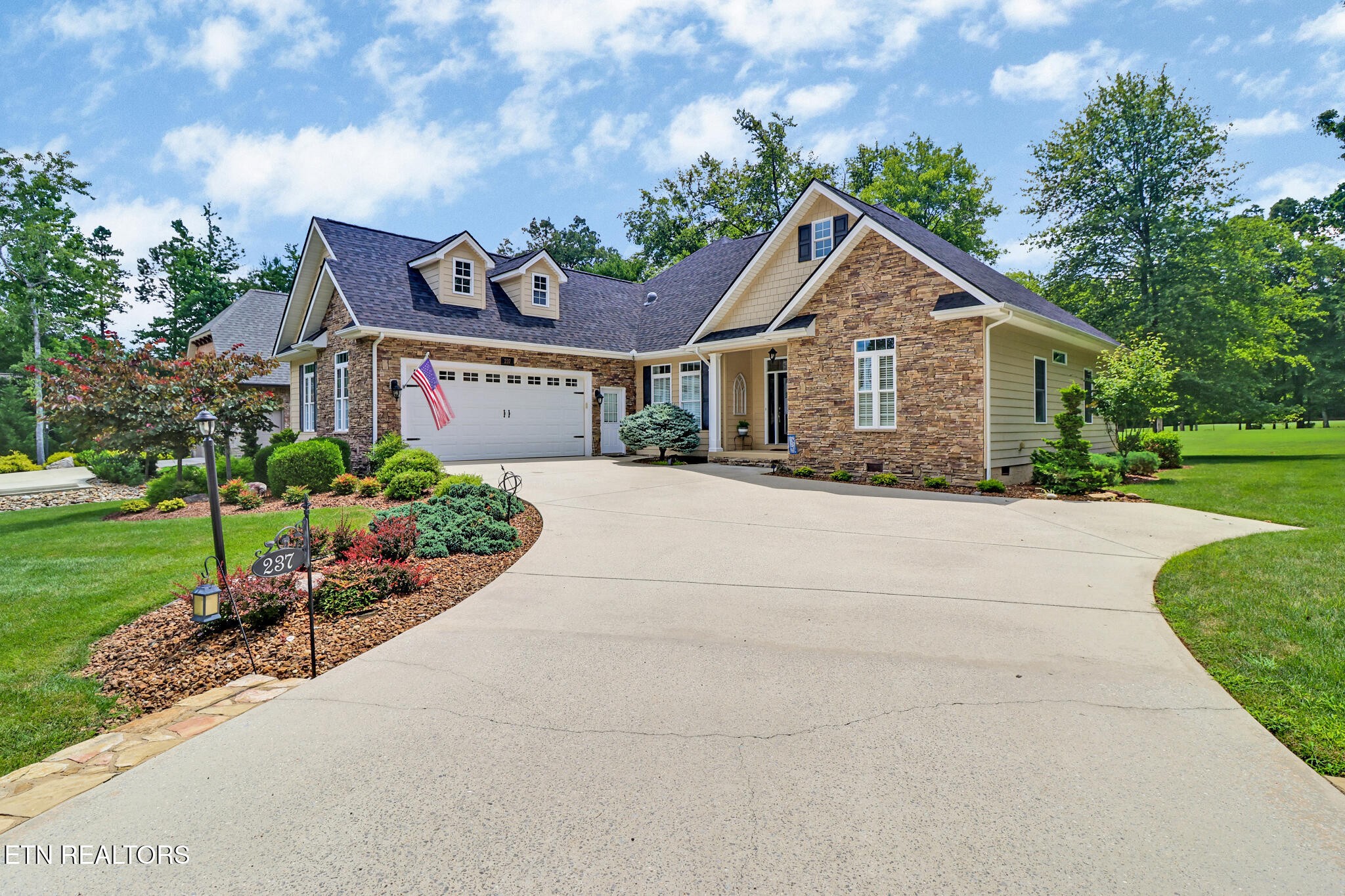 237 Forest Hill Drive