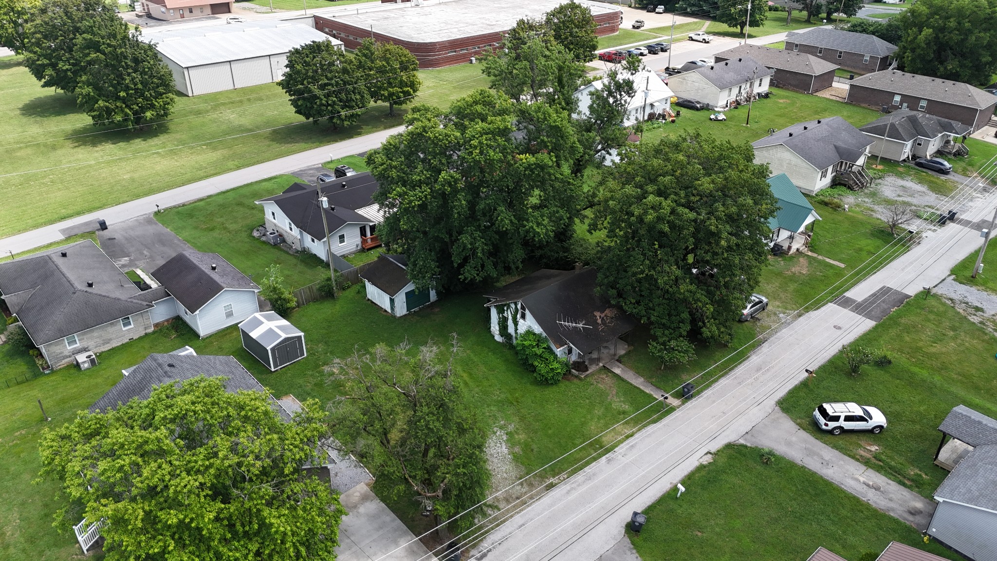 706 Courthouse View St