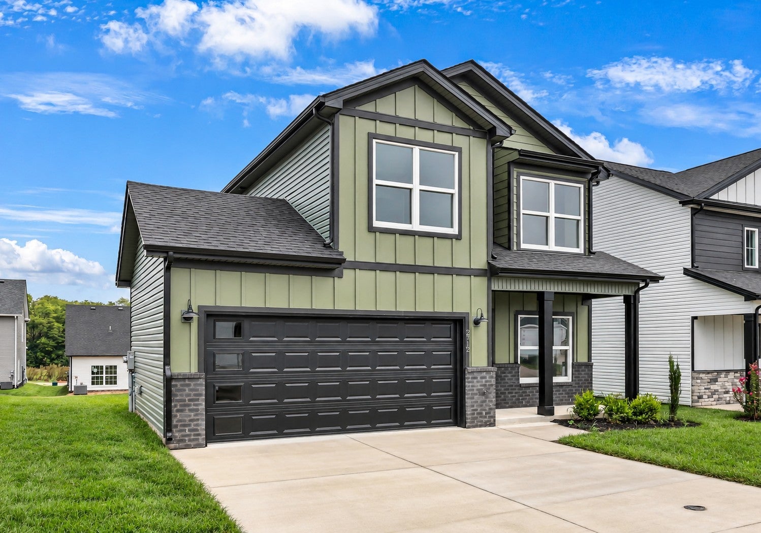 2712 Brewster Dr