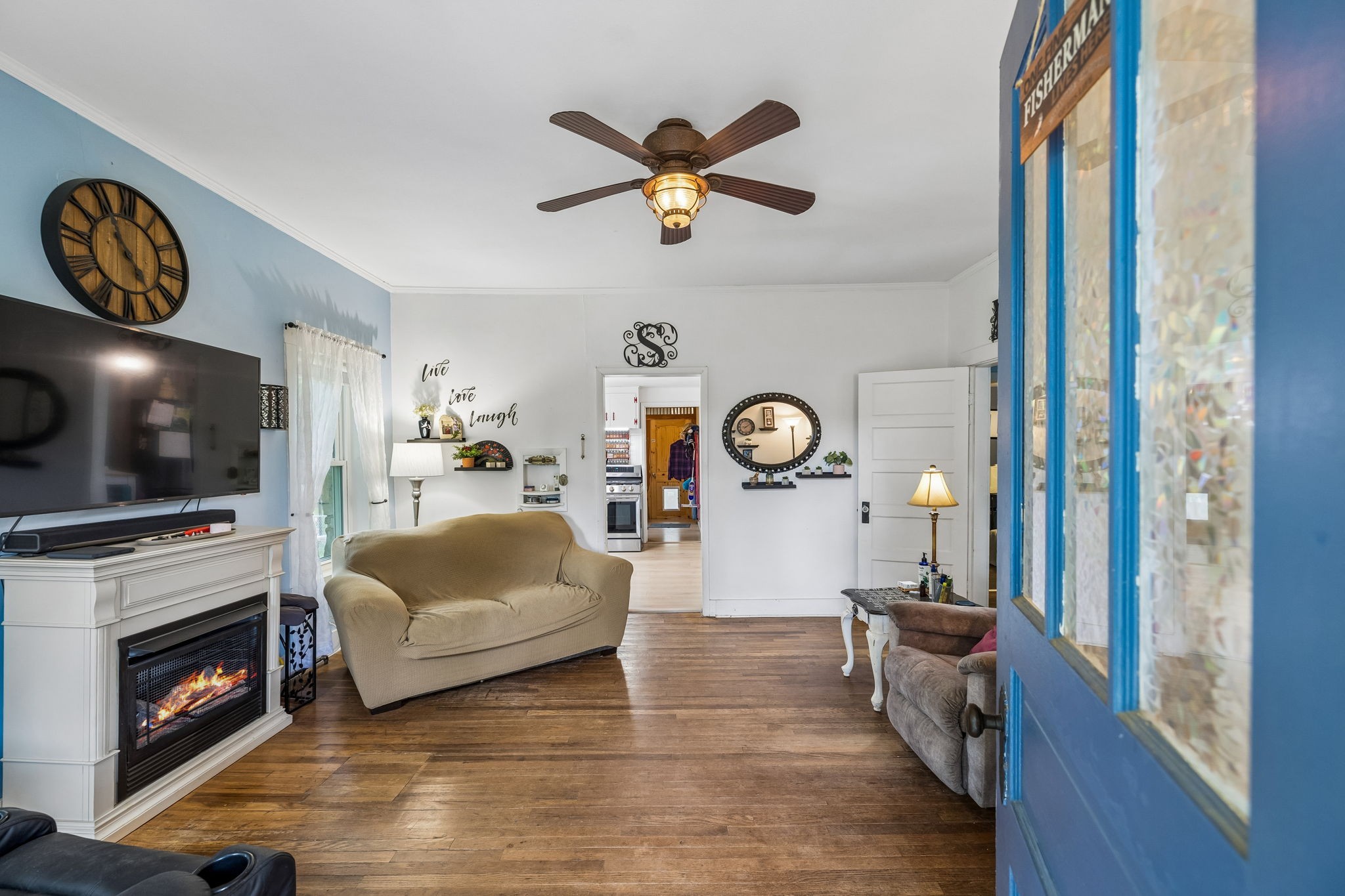 108 King Dr E