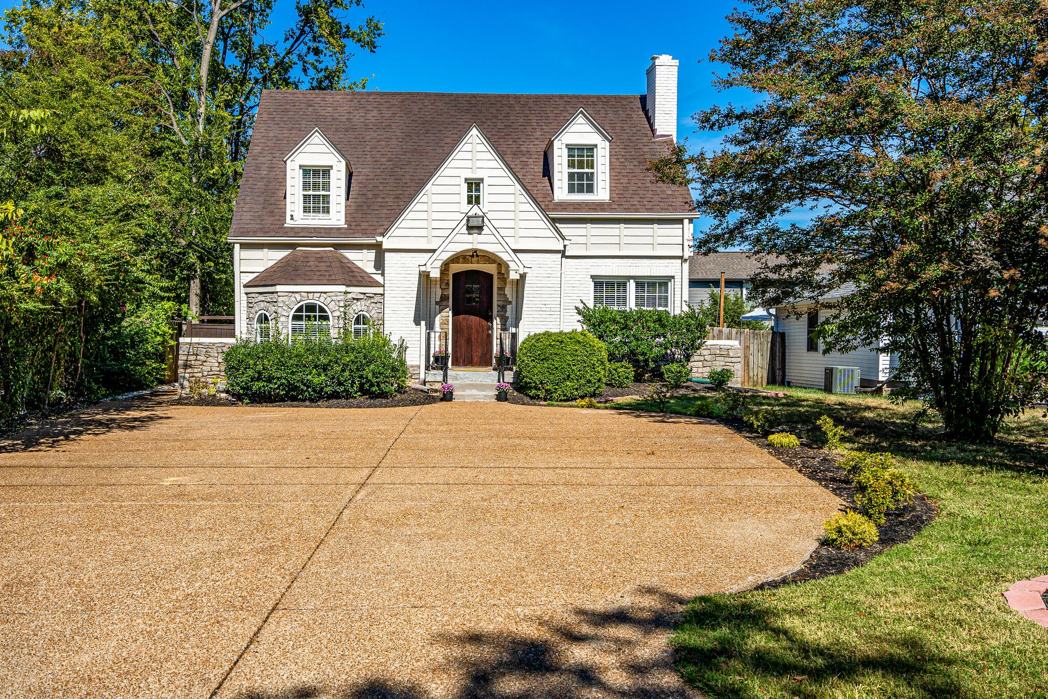 816 Inverness Ave