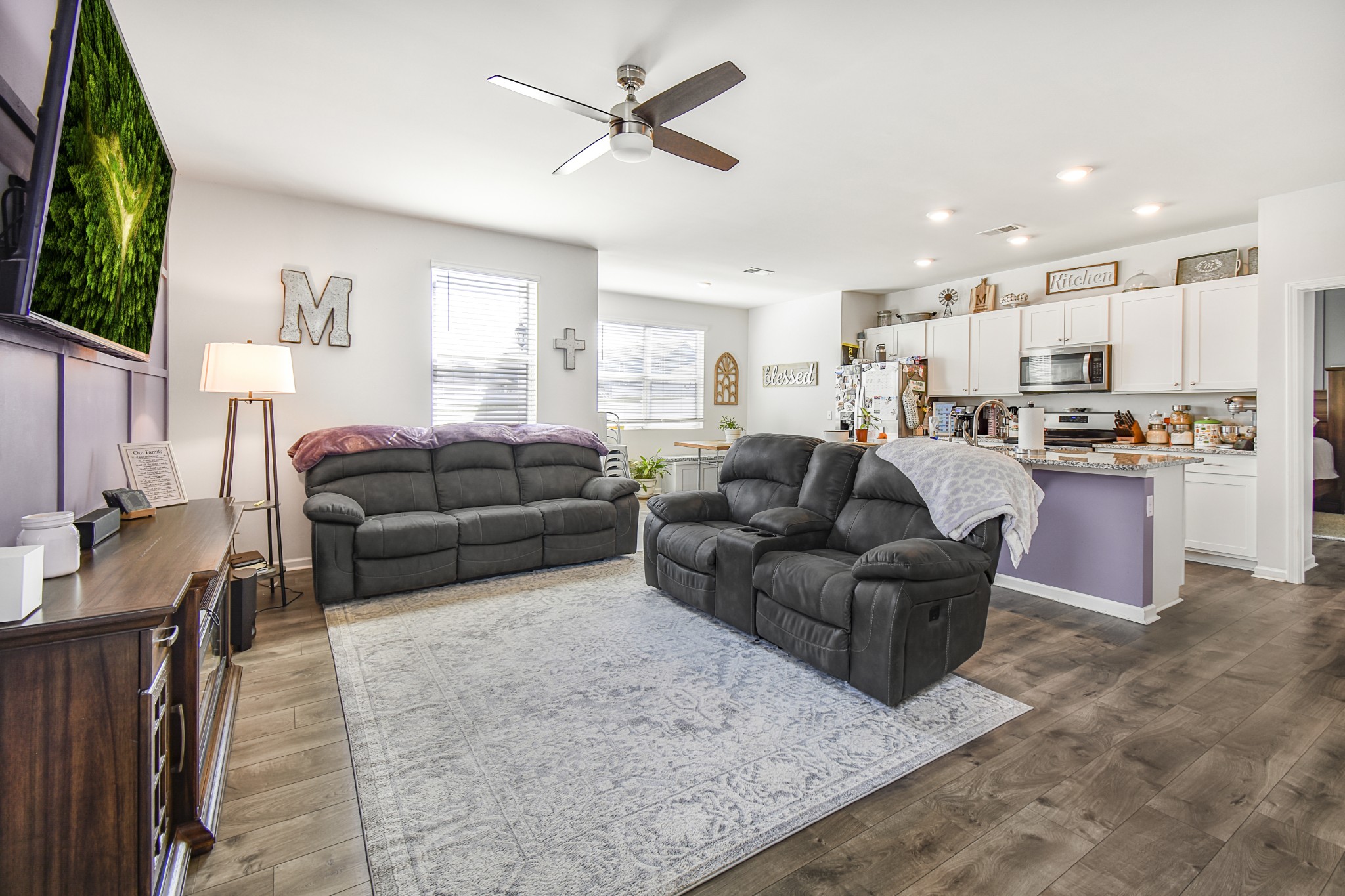 1115 Woodbridge Blvd