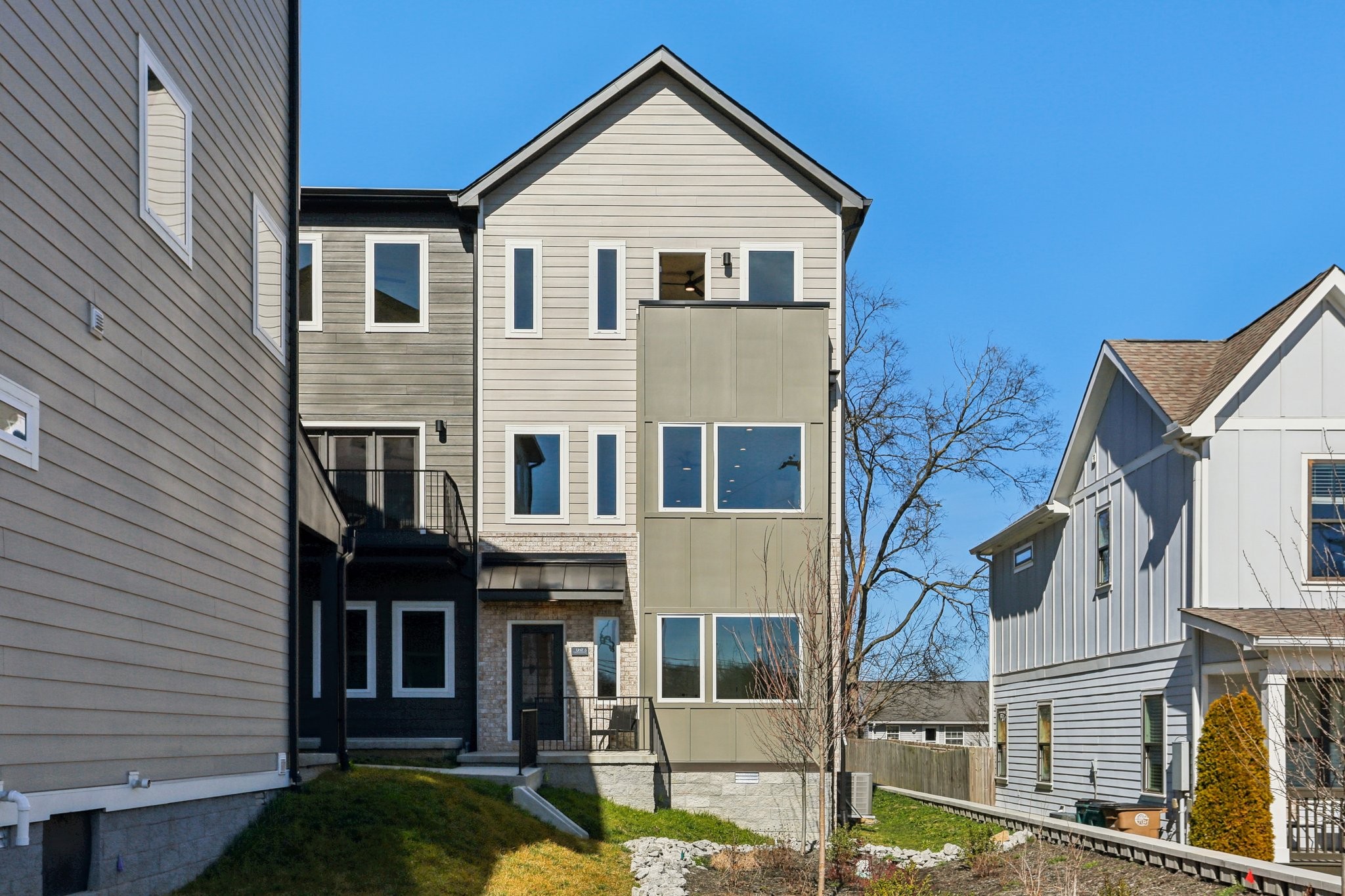 6124 Robertson Ave 15