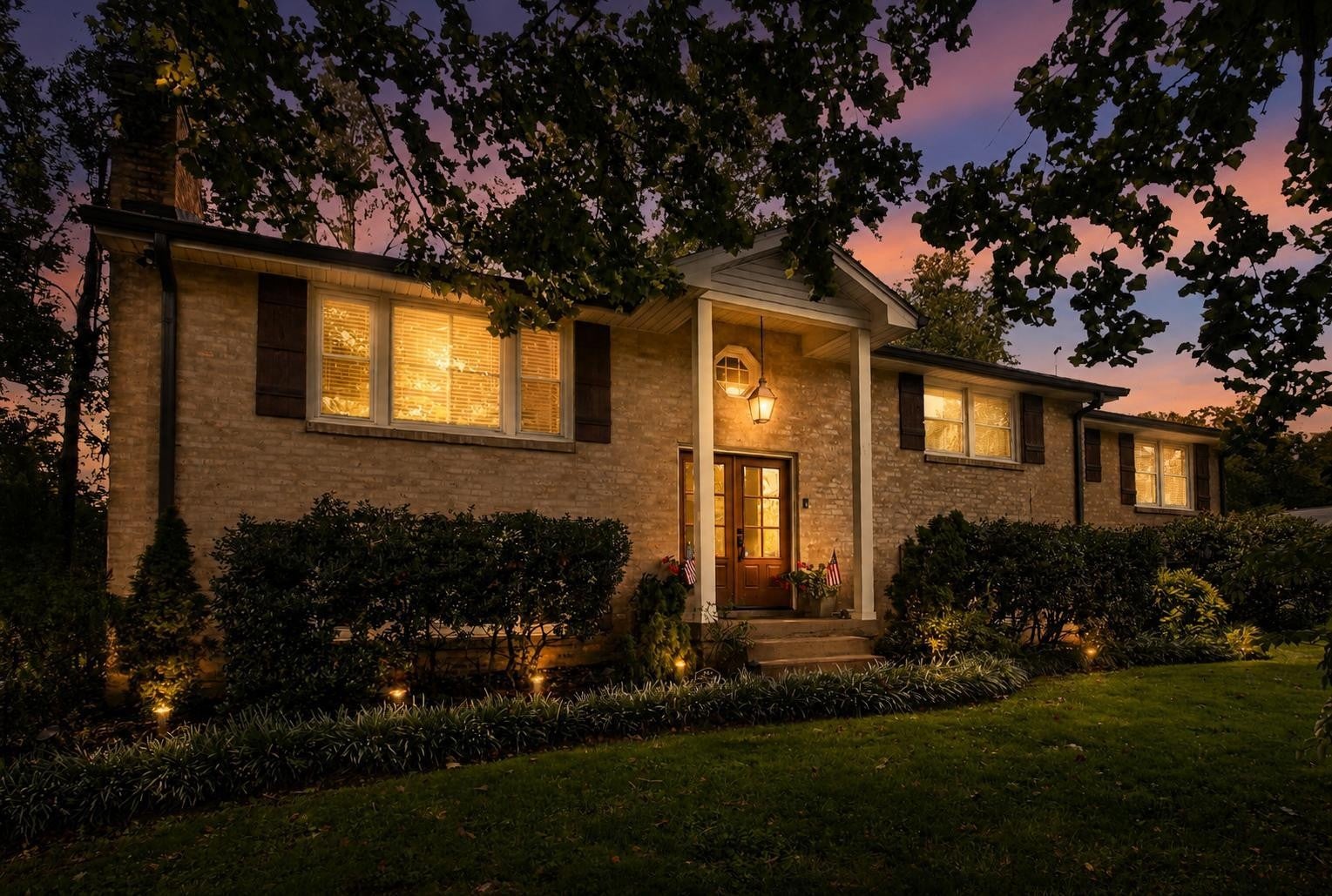 4-bed home at 9013 Forest Lawn Dr, Brentwood, sold August 31, 2026