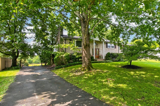 9013 Forest Lawn Dr, Brentwood - listing photo 4