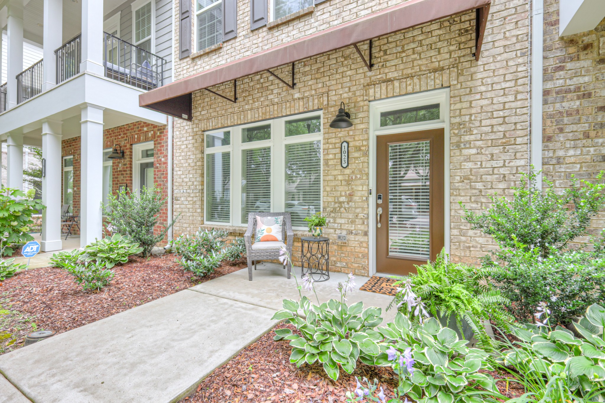 1023 Avery Park Dr