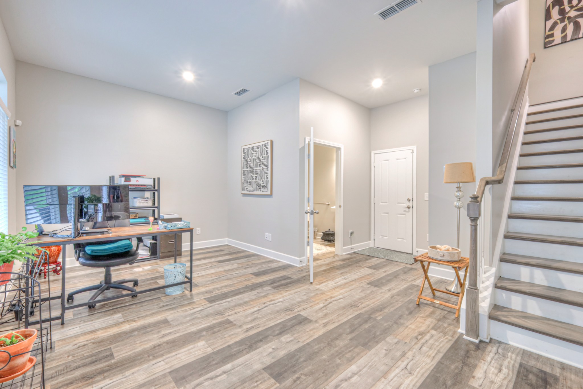 1023 Avery Park Dr