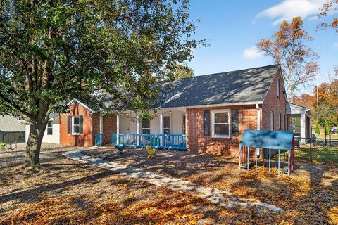 520 E 10th St Cookeville TN 38501