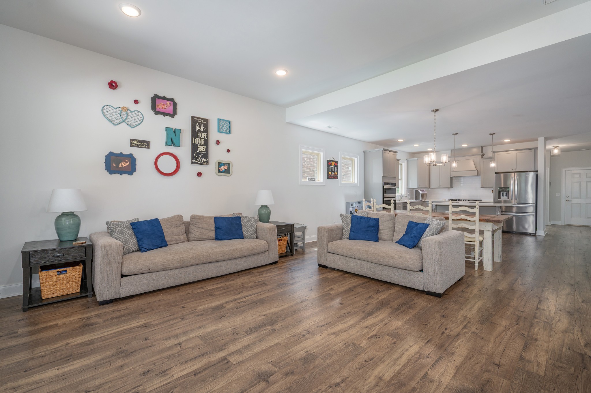 1107 Carlisle Pl