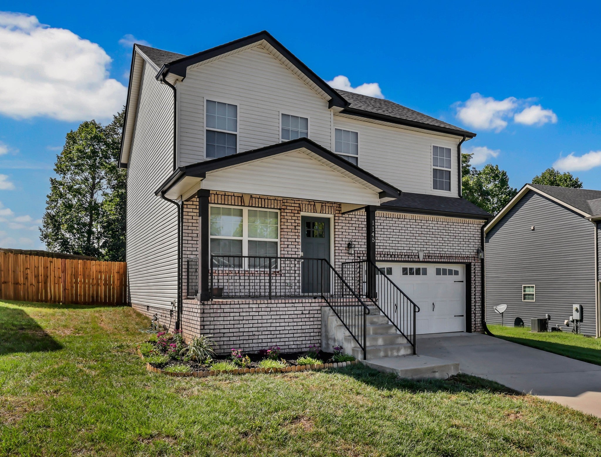 1145 Racker Dr