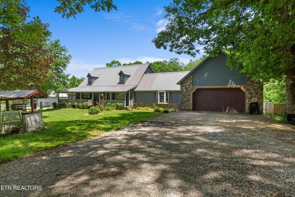 1036 DYE RD, CLARKRANGE, TN 38553 - Image d8caaa7934d5ade5cc06711e2b3ea3c5/3237954051