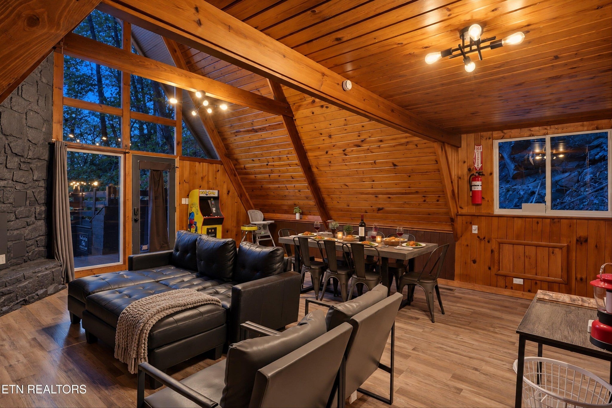 1161 Ski Mountain Rd