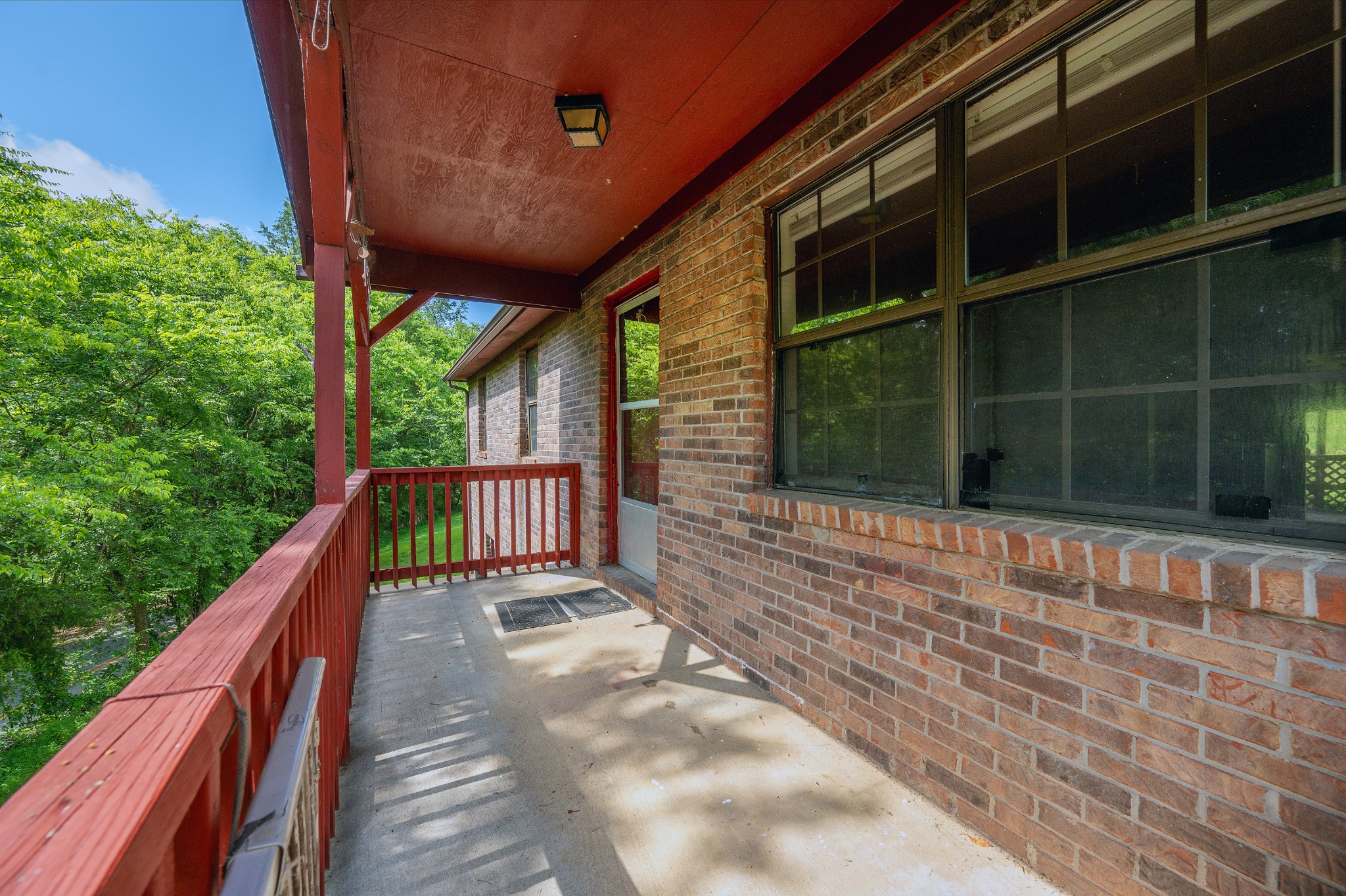 200 Stonewall Hwy