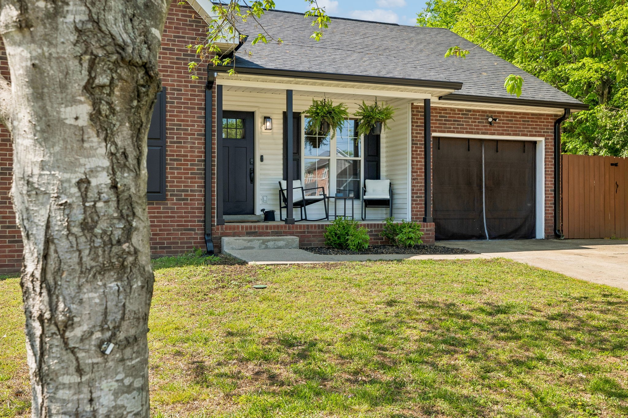 620 Ellis Ct