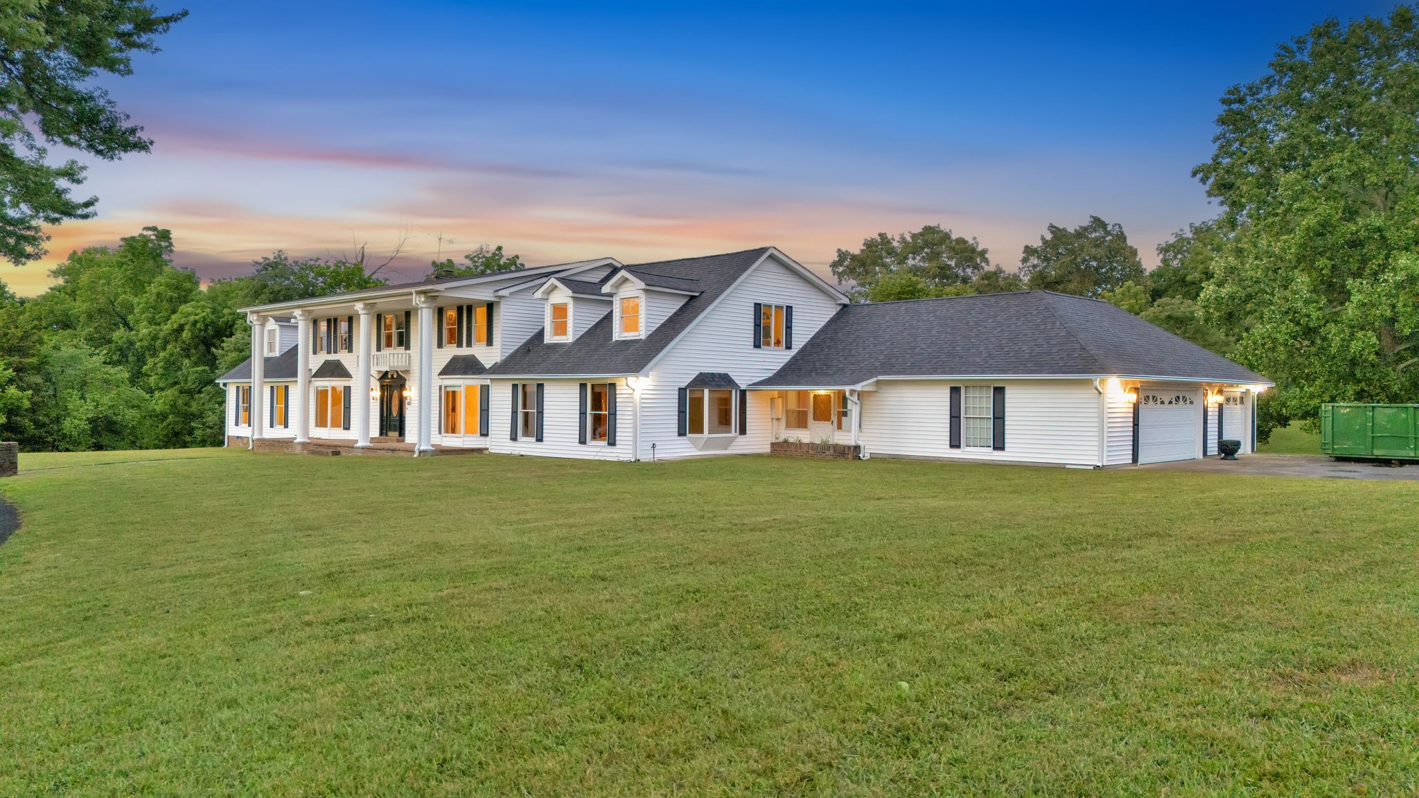 5300 Highway 31 W
