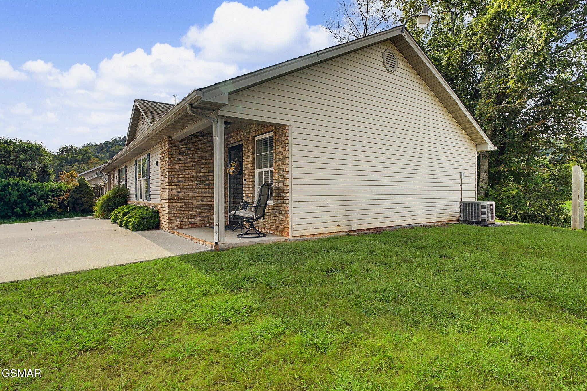 261 Dumplin Lane