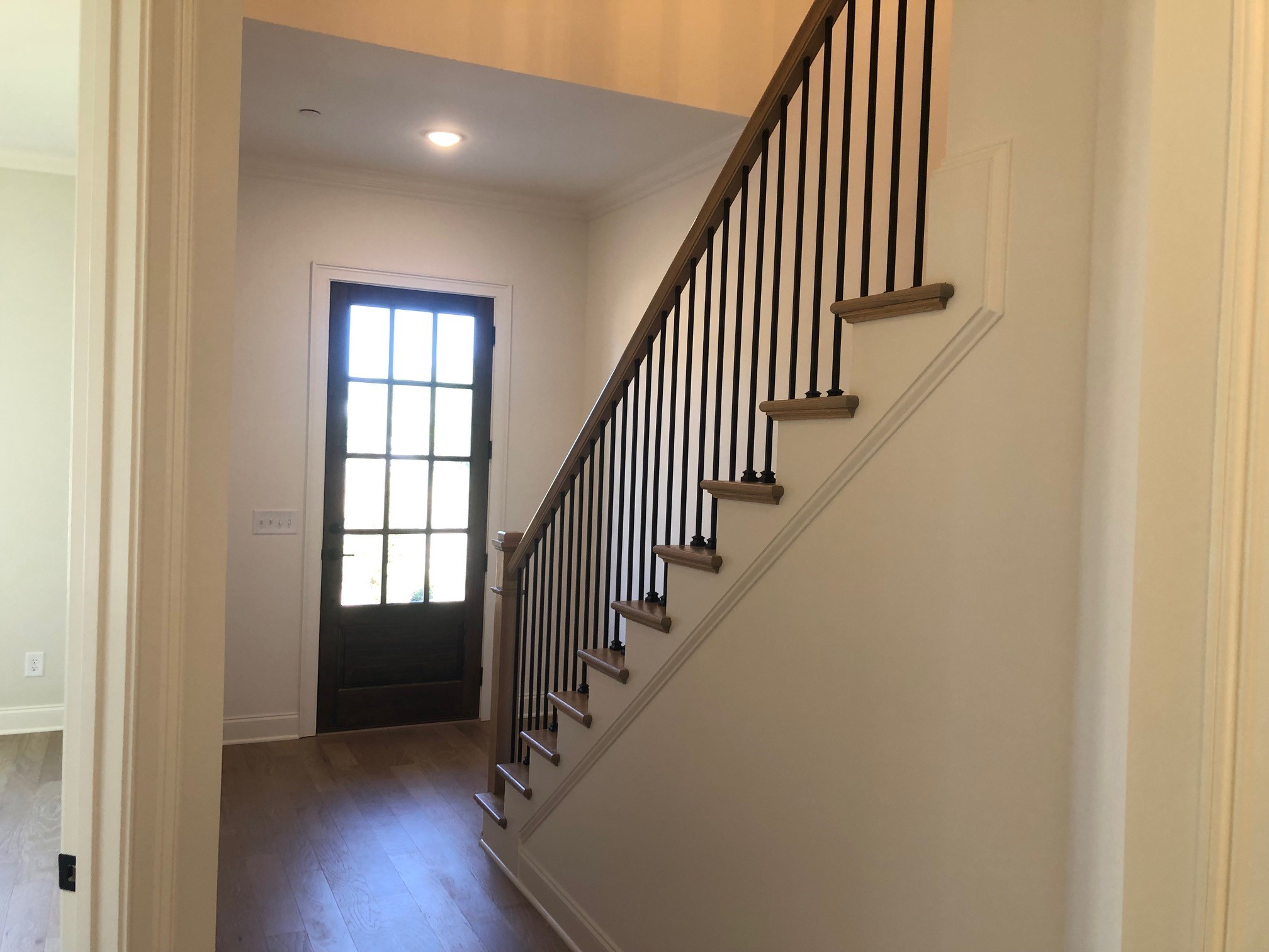 Photo 6 of 13 of 2019 Hollydale Alley townhome