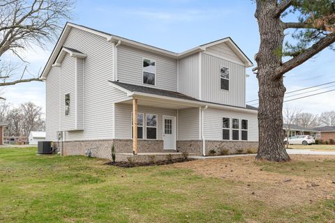 101 Hilltop Dr Columbia TN 38401