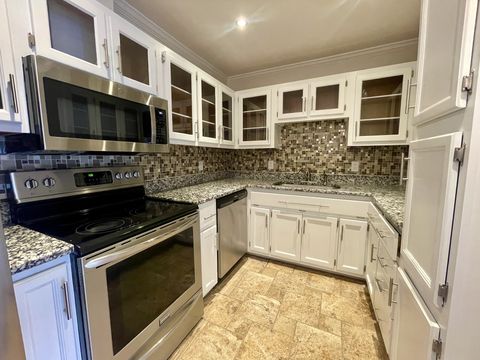 Photo of 21 Vaughns Gap Rd #28 B, Nashville, TN 37205 (MLS # 3155196)