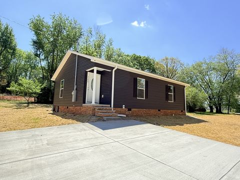 1145 Stewart Ln Estill Springs TN 37330