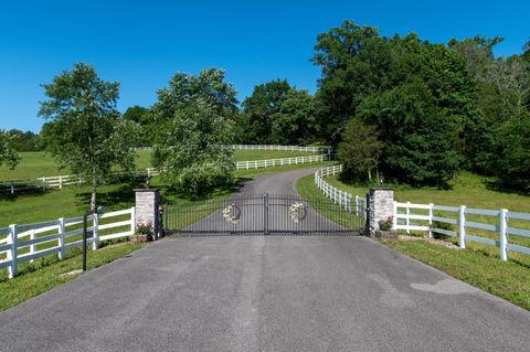 9786 Hartsville Pike Lebanon TN 37087