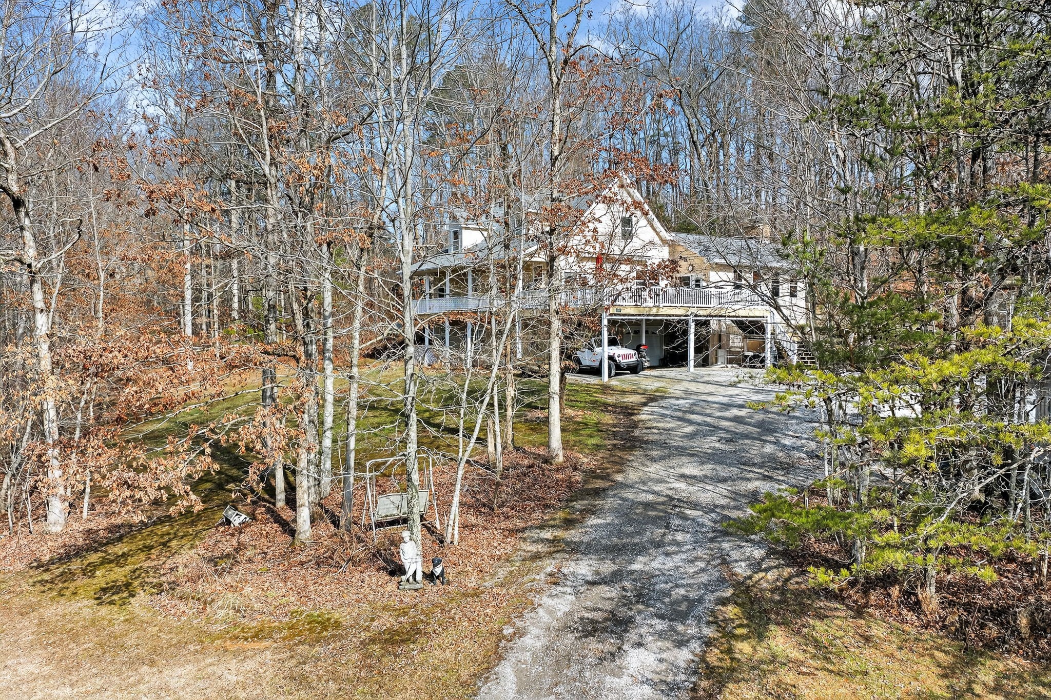 2144 Street Place Loop