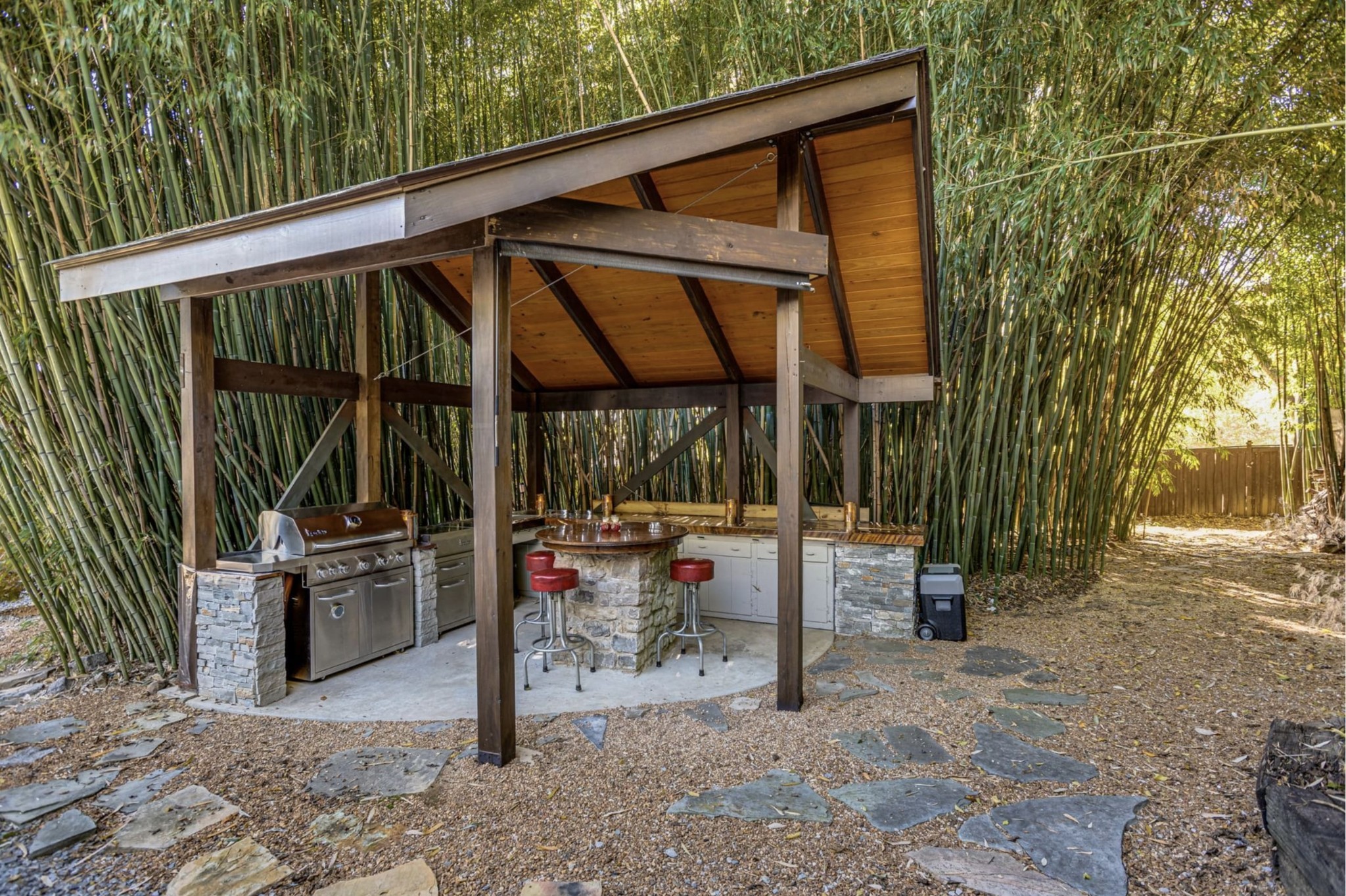 Nashville, Tennessee 37221, United States, 3 Bedrooms Bedrooms, ,2 BathroomsBathrooms,Residential,Active,110037