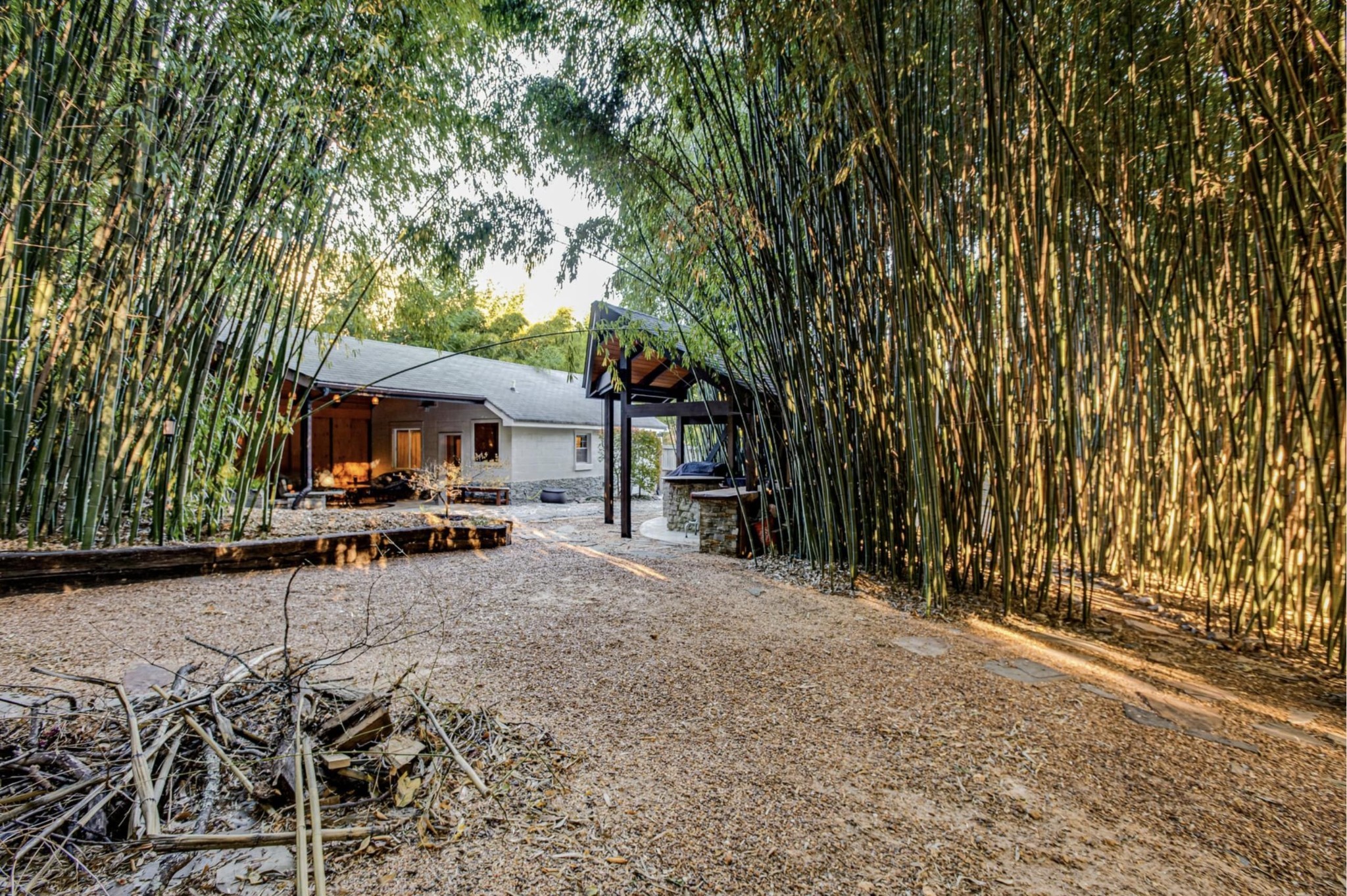 Nashville, Tennessee 37221, United States, 3 Bedrooms Bedrooms, ,2 BathroomsBathrooms,Residential,Active,110037