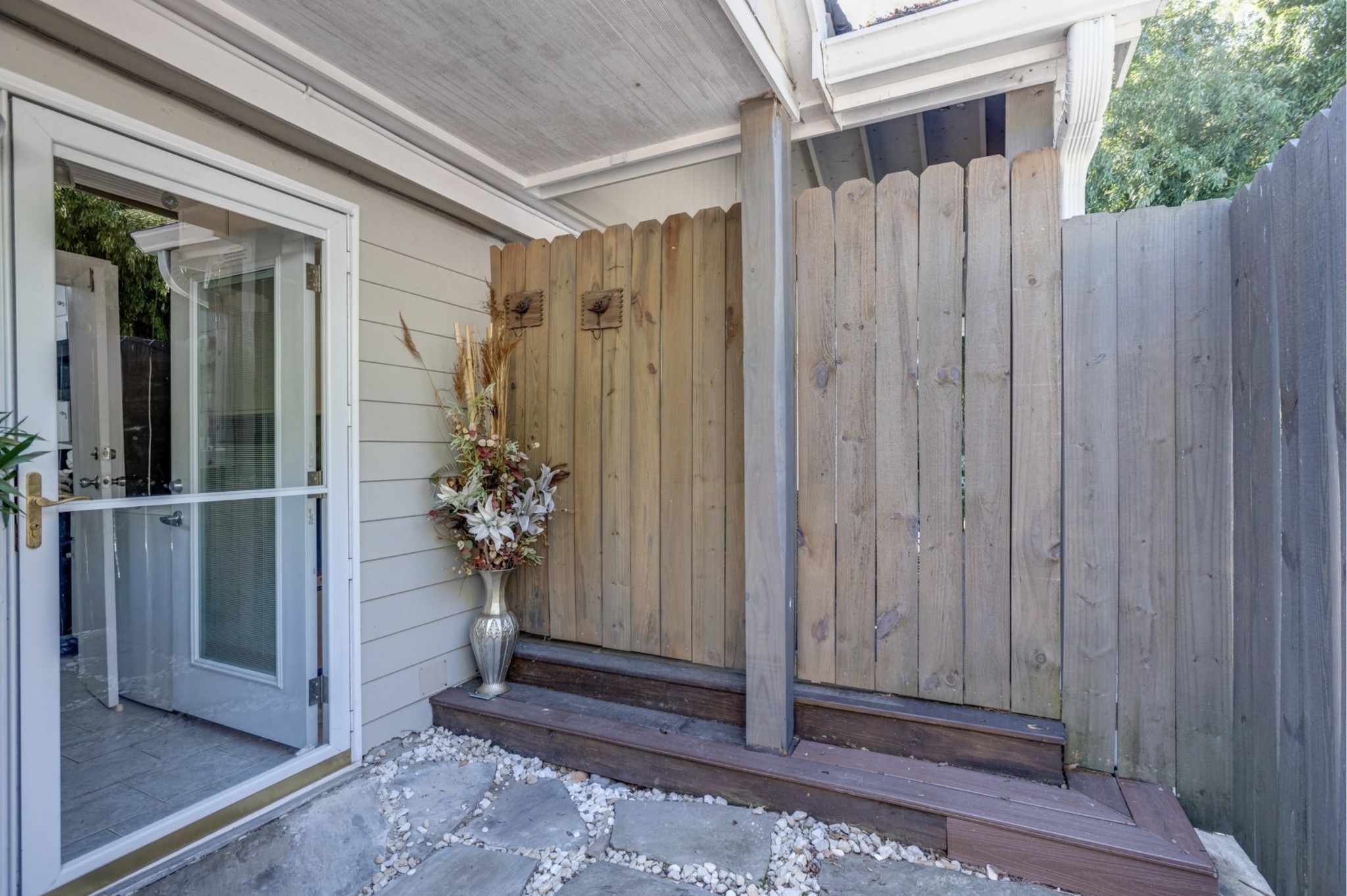 Nashville, Tennessee 37221, United States, 3 Bedrooms Bedrooms, ,2 BathroomsBathrooms,Residential,Active,110037