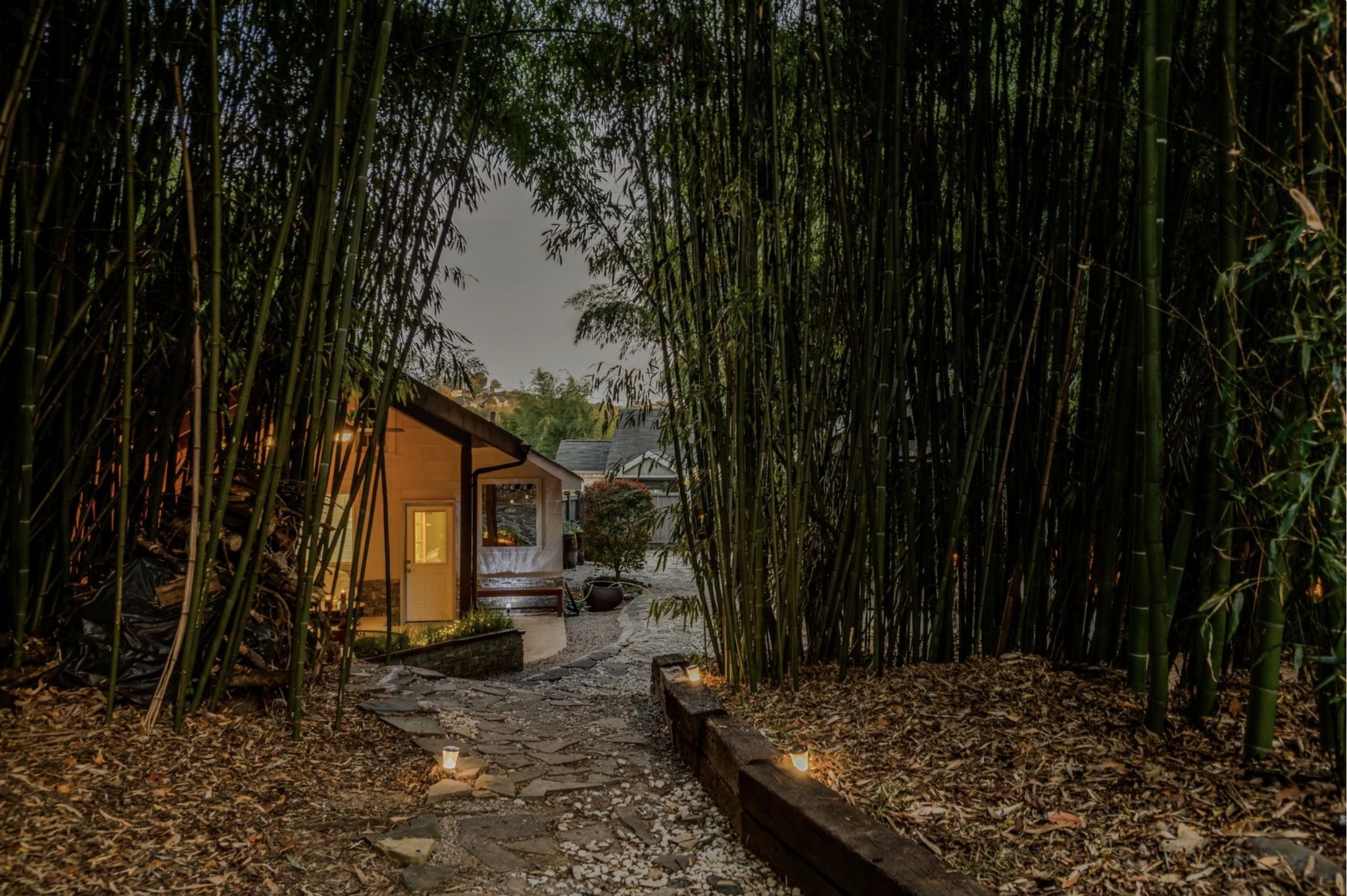 Nashville, Tennessee 37221, United States, 3 Bedrooms Bedrooms, ,2 BathroomsBathrooms,Residential,Active,110037